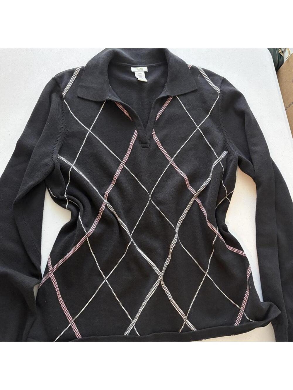 Izod Women's Black Jumper